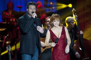 Blake Shelton, Reba Photo