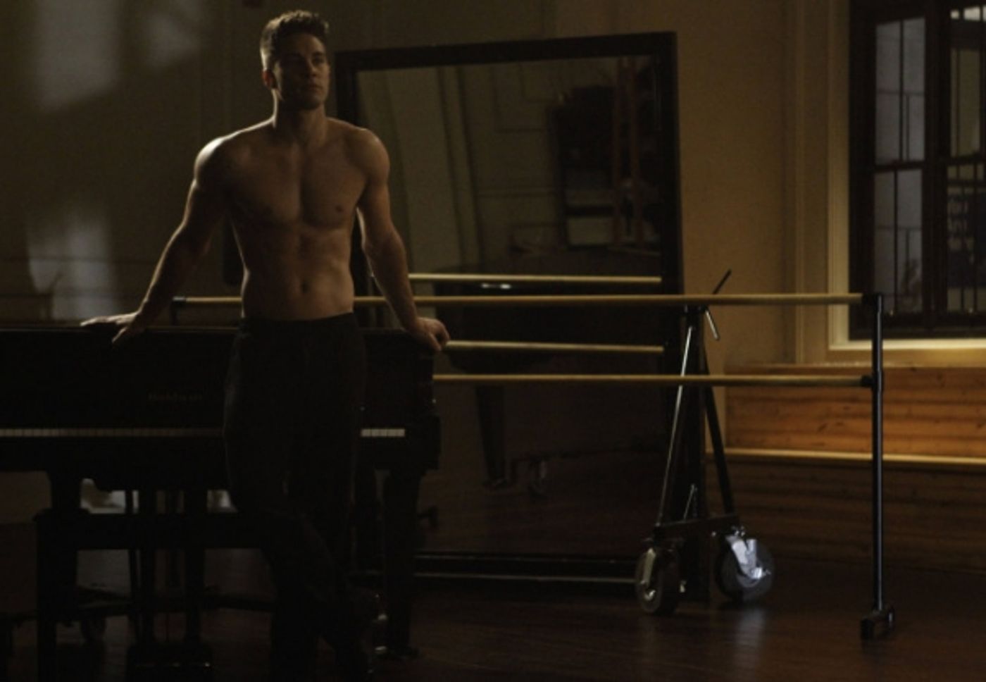 Photo Flash: First Look at GLEE's  'Glease' Episode!  Image