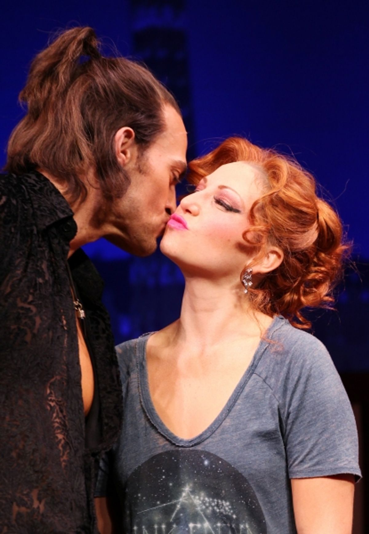 Cheyenne Jackson & Ari Graynor at 