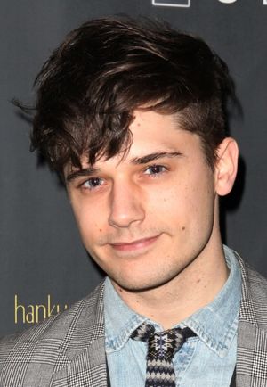 Andy Mientus Photo