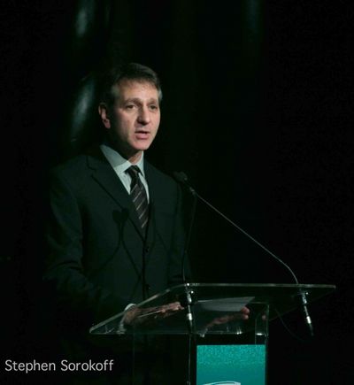 Elliot Fox Photo