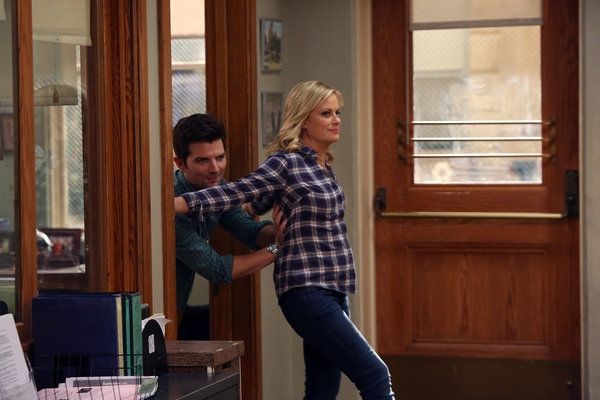 Adam Scott, Amy Poehler Photo