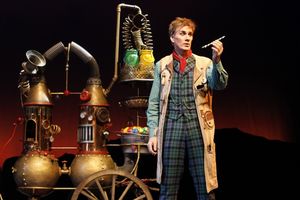 David Hobson @ BroadwayWorld David Hobson Photo