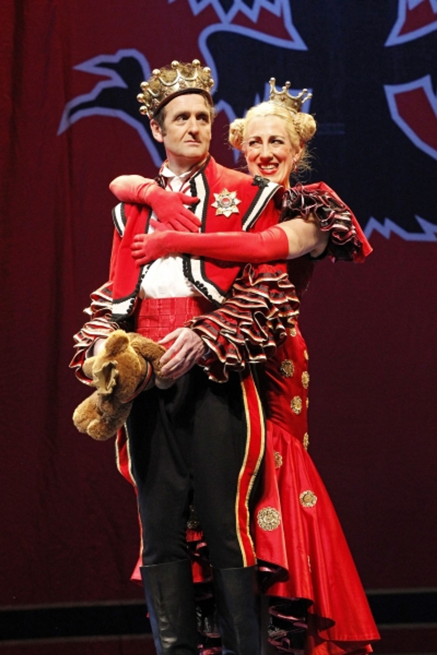 Photo Flash: First Look at David Hobson, Rachael Beck and More in CHITTY CHITTY BANG BANG  Image