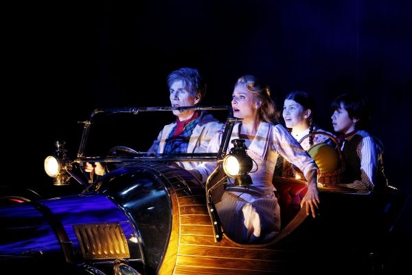 David Hobson Rachael Beck, Rose Shannon-Duhigg and Anthony Garcia Photo