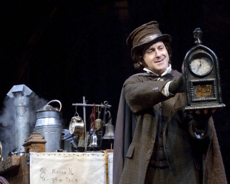Photo Flash: First Look at Alley Theatre's A CHRISTMAS CAROL Image