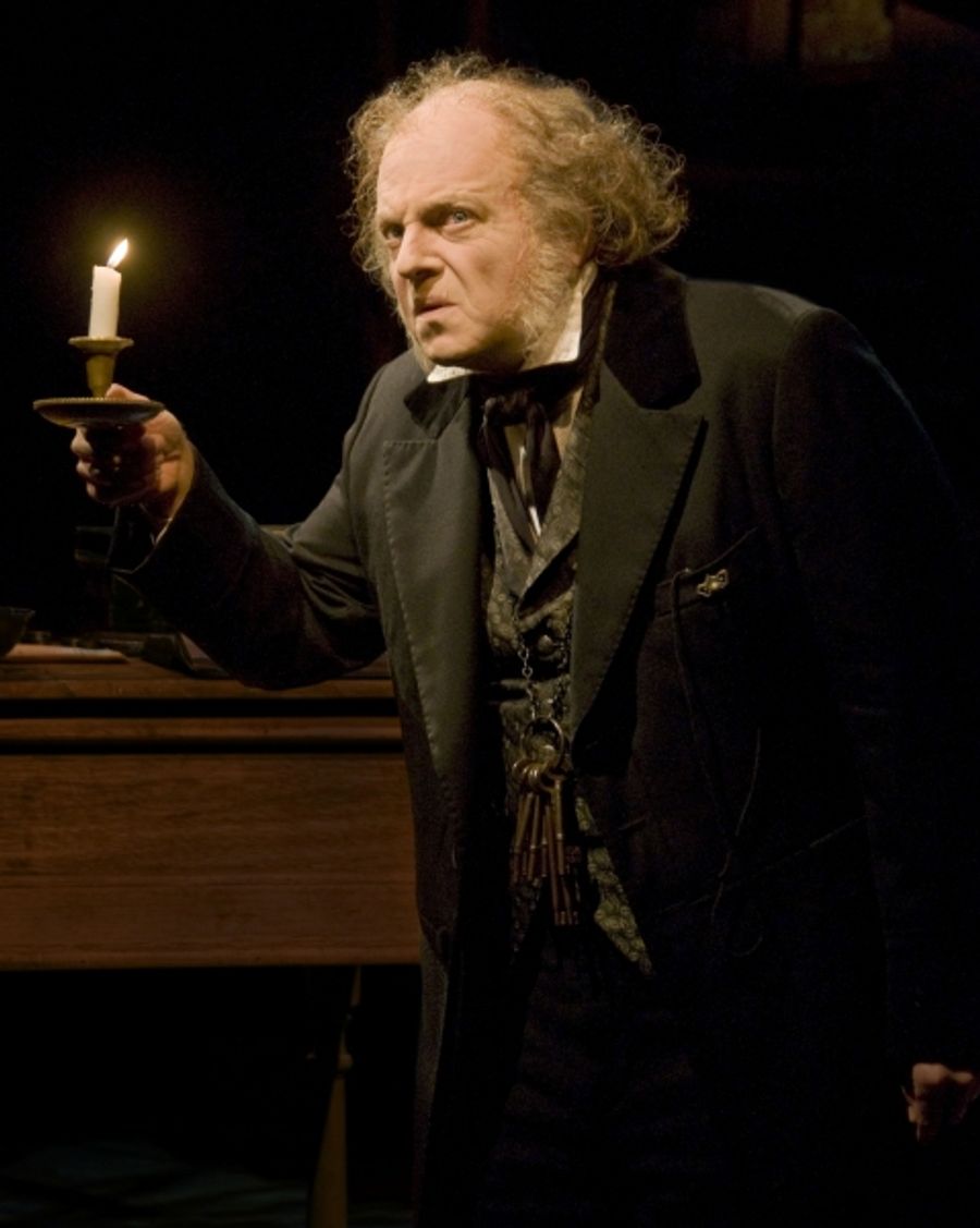 Photo Flash: First Look at Alley Theatre's A CHRISTMAS CAROL Image