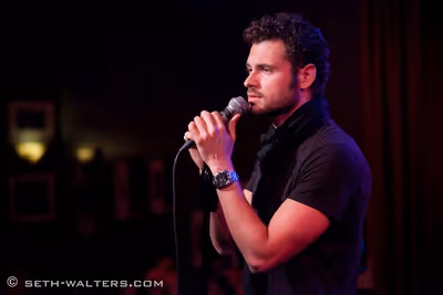 Adan Canto Photo