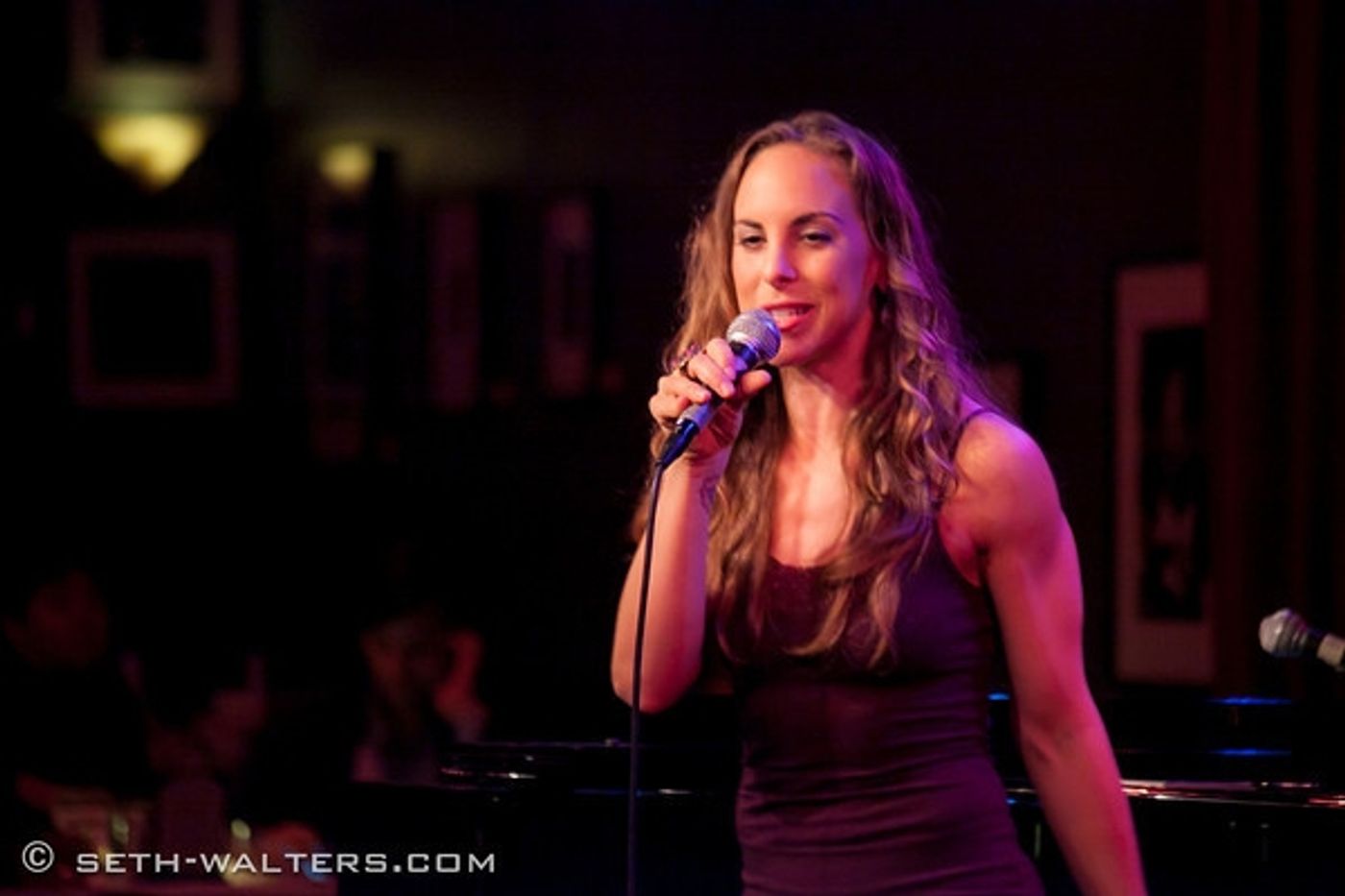 Photo Flash: Dawn Derow, Adan Canto, and More Visit CAST PARTY  Image