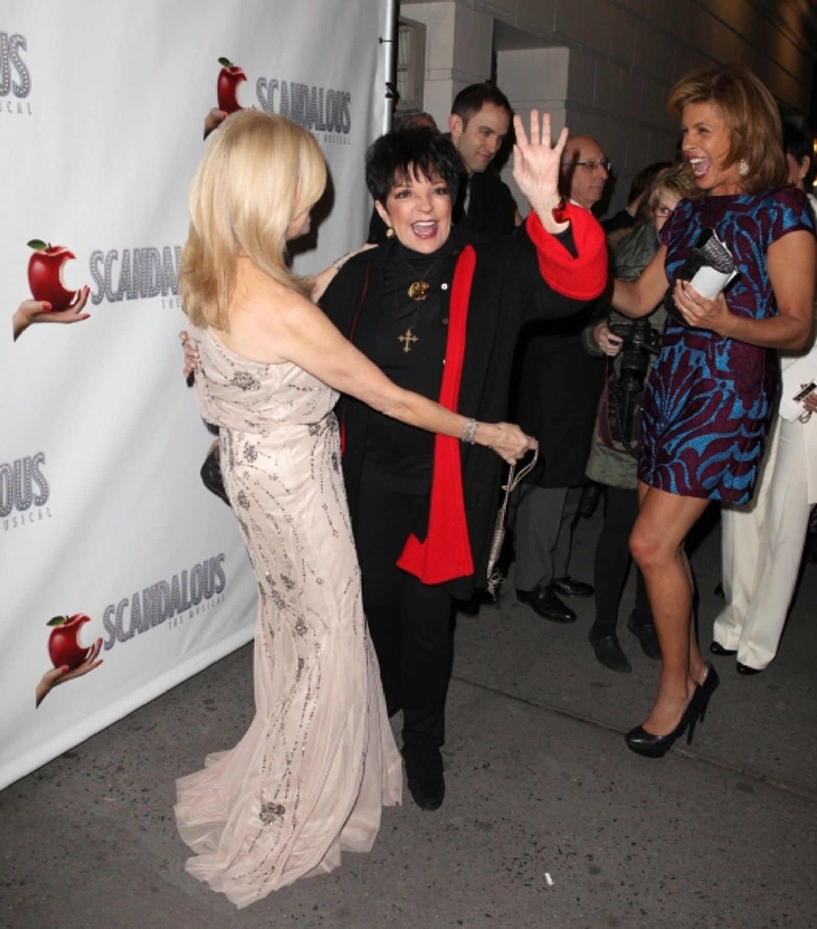 Photo Coverage: SCANDALOUS' Opening Night Arrivals! — photo 36 of 52