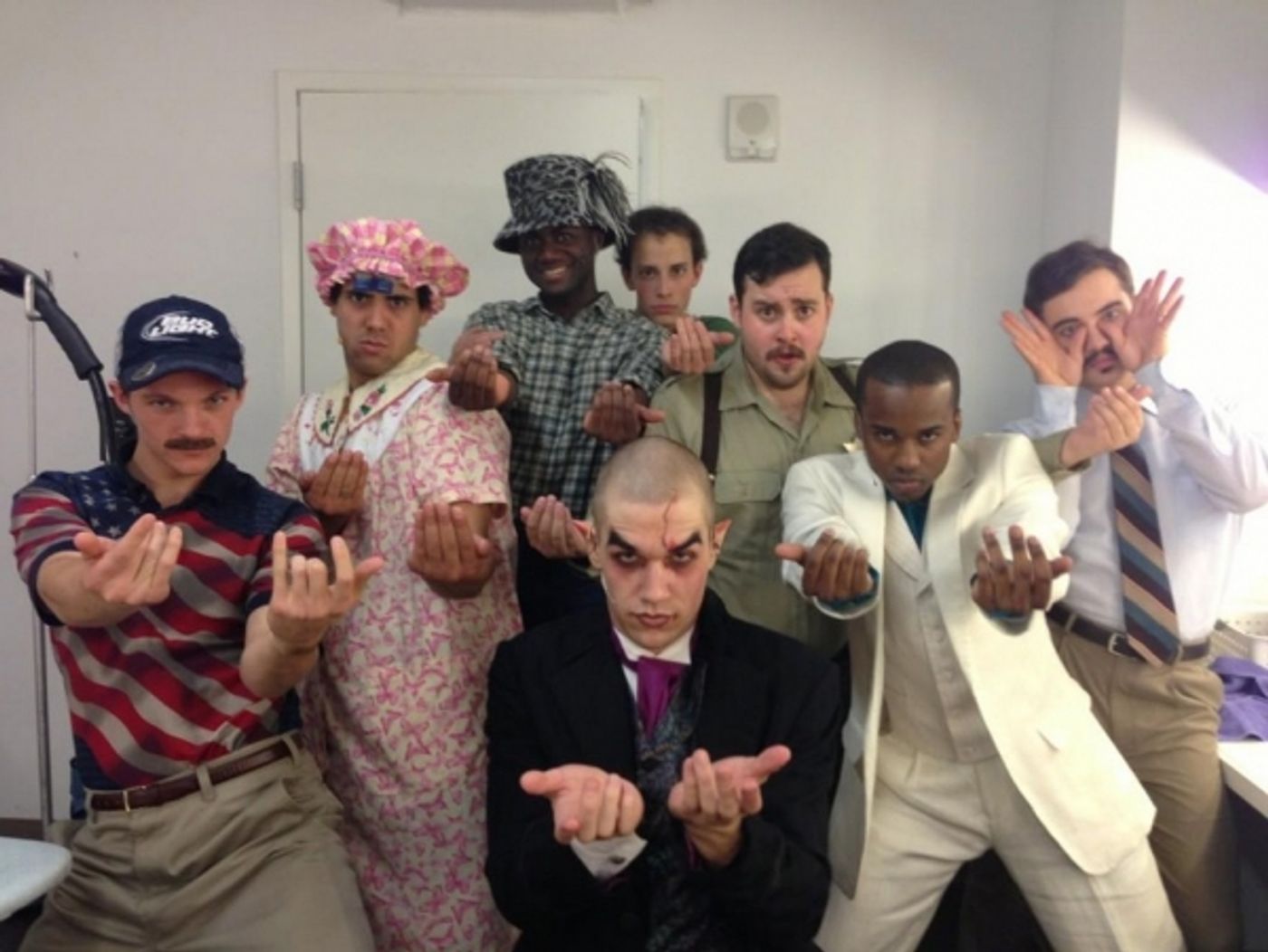 Photo Flash: Saturday Intermission Pics, Nov 17, Part 2 - EVITA Channels THE PERFORMERS, PHANTOM Does TWILIGHT & More!  Image