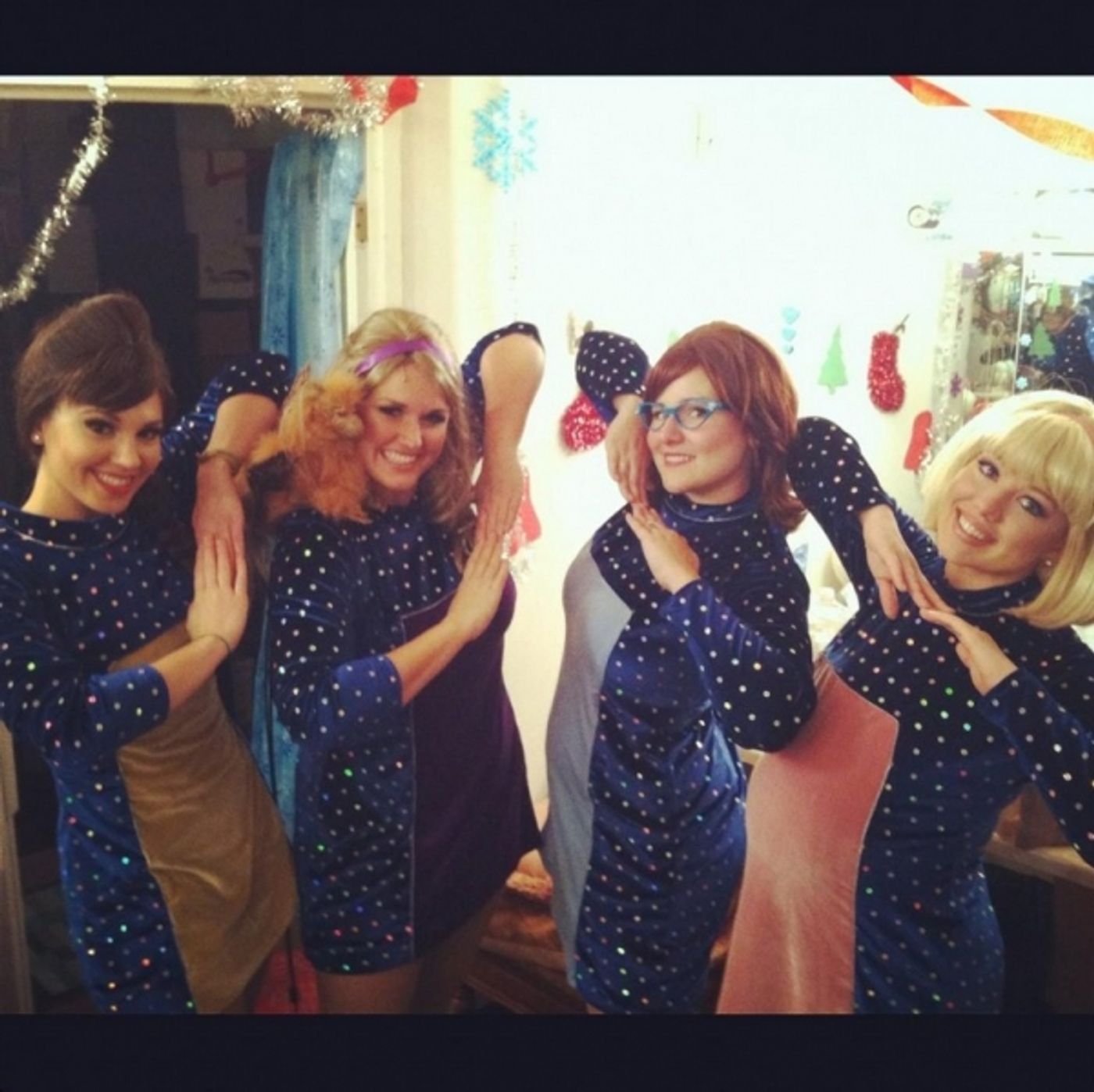 Photo Flash: Saturday Intermission Pics, Nov 17, Part 2 - EVITA Channels THE PERFORMERS, PHANTOM Does TWILIGHT & More!  Image