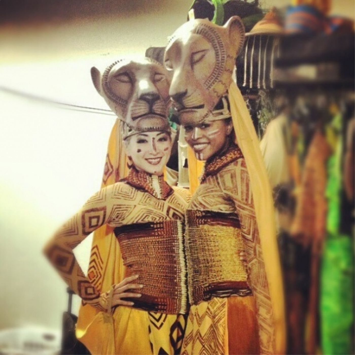 Photo Flash: Saturday Intermission Pics, Nov 17, Part 2 - EVITA Channels THE PERFORMERS, PHANTOM Does TWILIGHT & More!  Image