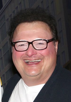 Wayne Knight Photo