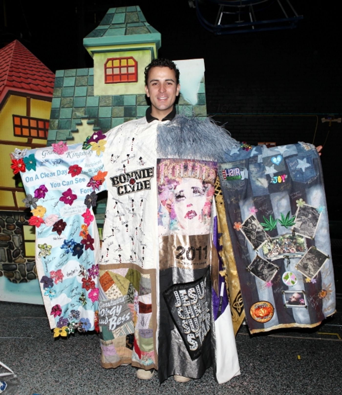 Exclusive Photo Coverage: Inside ELF's Gypsy Robe Ceremony Exclusive Photo Coverage: Inside ELF's Gypsy Robe Ceremony Image