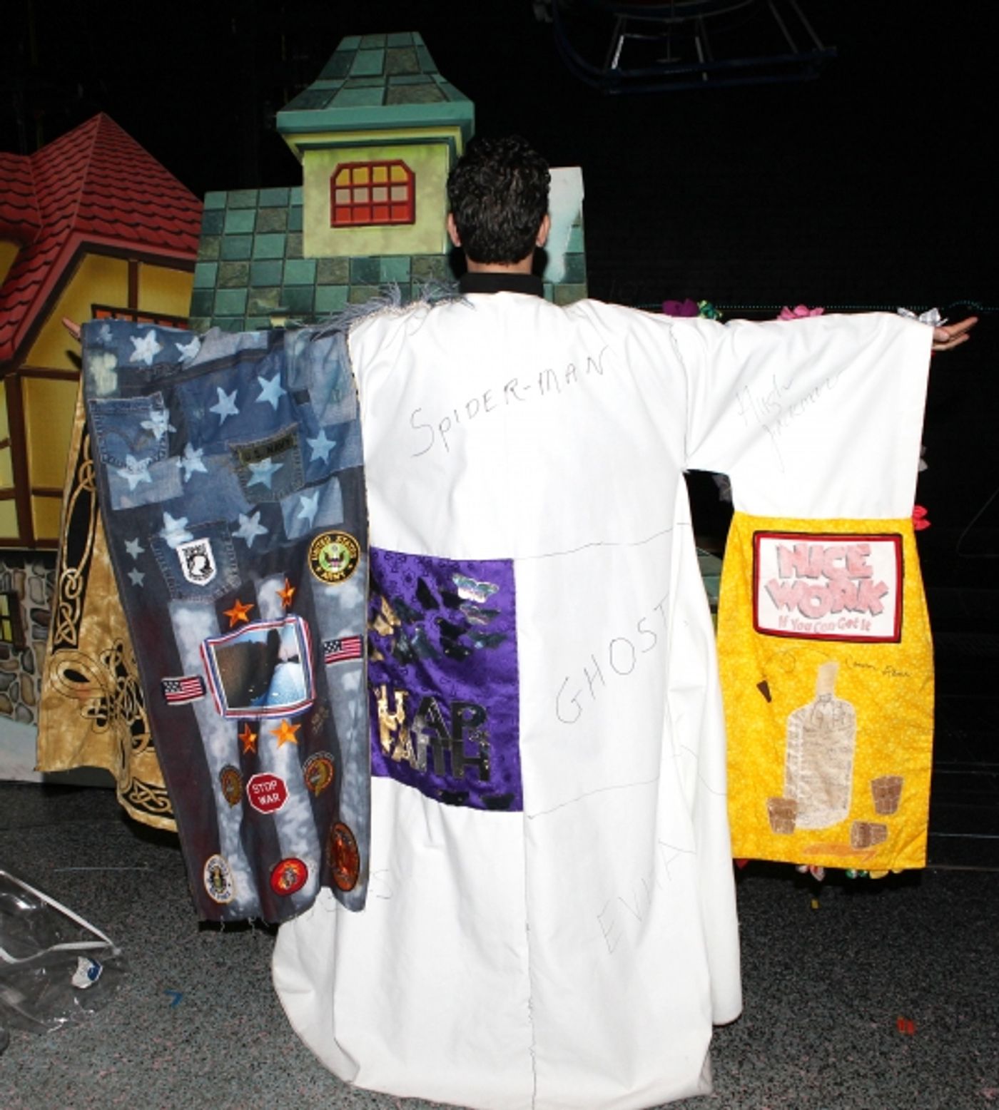 Exclusive Photo Coverage: Inside ELF's Gypsy Robe Ceremony Exclusive Photo Coverage: Inside ELF's Gypsy Robe Ceremony Image