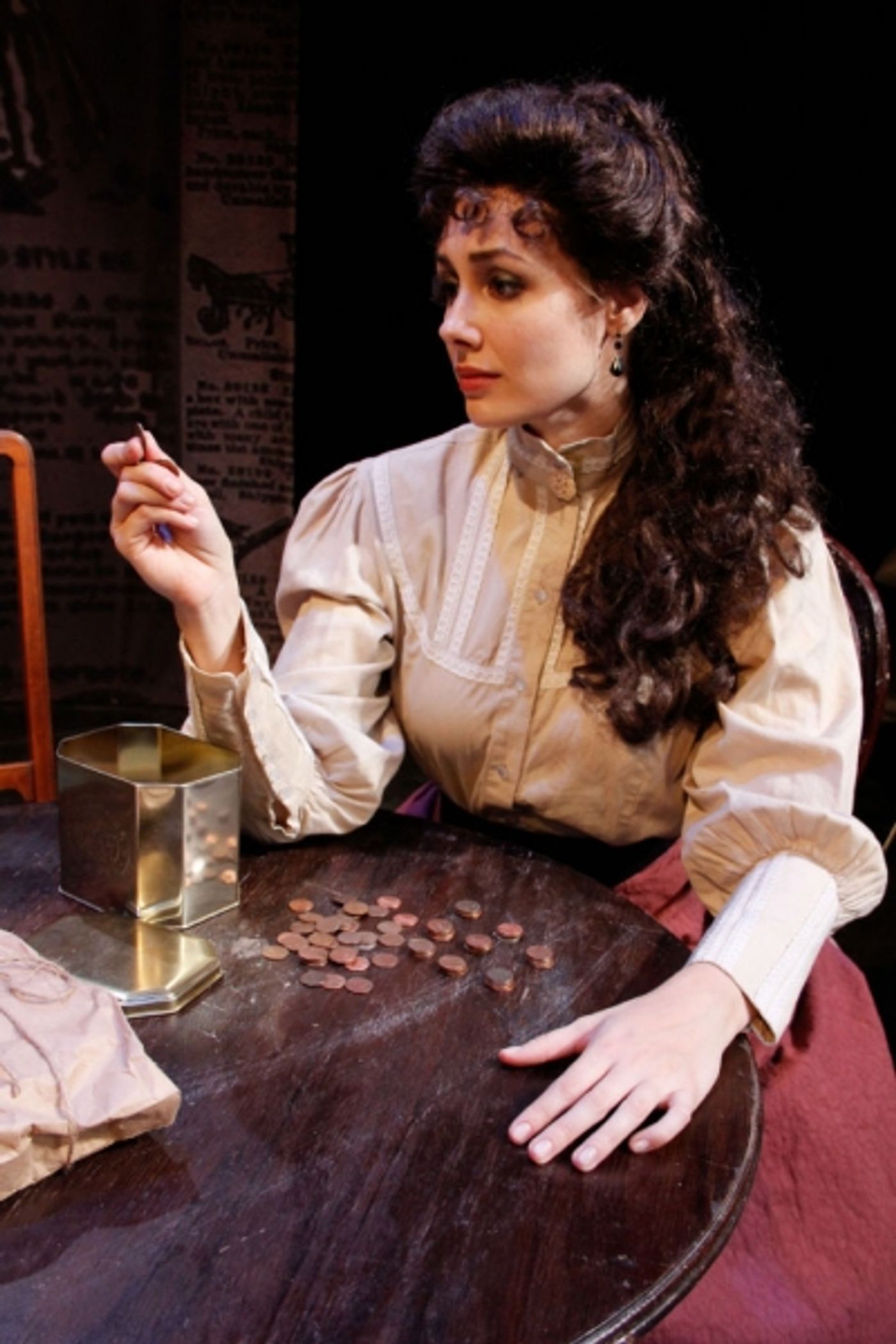 Photo Flash: First Look at Gerald Richardson, Nate Lewellyn and More in Porchlight's THE GIFTS OF THE MAGI  Image