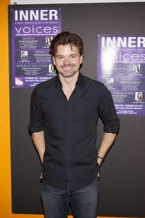 Hunter Foster Photo