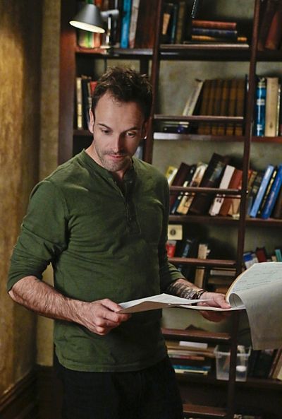 Jonny Lee Miller Photo