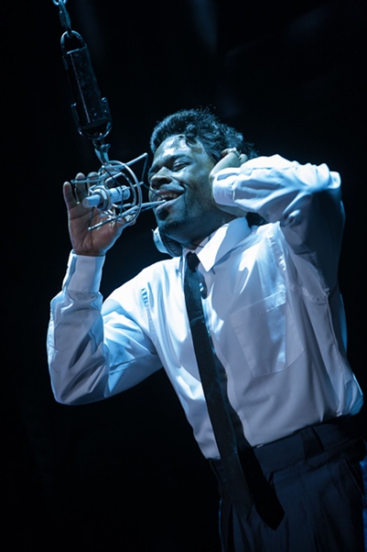 Photo Flash: First Look at Nova Y. Payton, Crystal Joy, Cedric Neal and More in Signature's DREAMGIRLS  Image