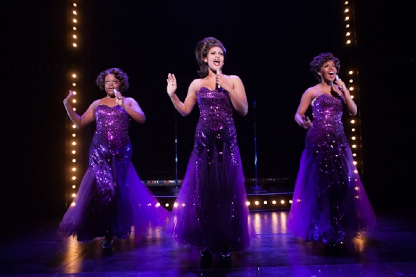 Photo Flash: First Look at Nova Y. Payton, Crystal Joy, Cedric Neal and More in Signature's DREAMGIRLS  Image