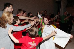 Kirsten Wyatt with Erin Dilly, Johnny Rabe, John Bolton & Zac Ballard @ BroadwayWorld Kirsten Wyatt with Erin Dilly, Johnny Rabe, John Bolton & Zac Ballard Photo