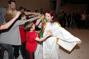 Kirsten Wyatt with Erin Dilly, Johnny Rabe, John Bolton & Zac Ballard @ BroadwayWorld Kirsten Wyatt with Erin Dilly, Johnny Rabe, John Bolton & Zac Ballard Photo