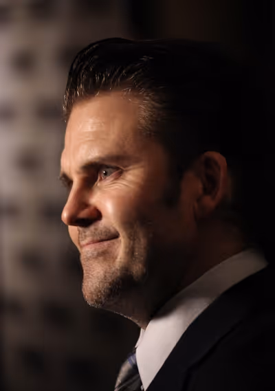 Robert Creighton Photo