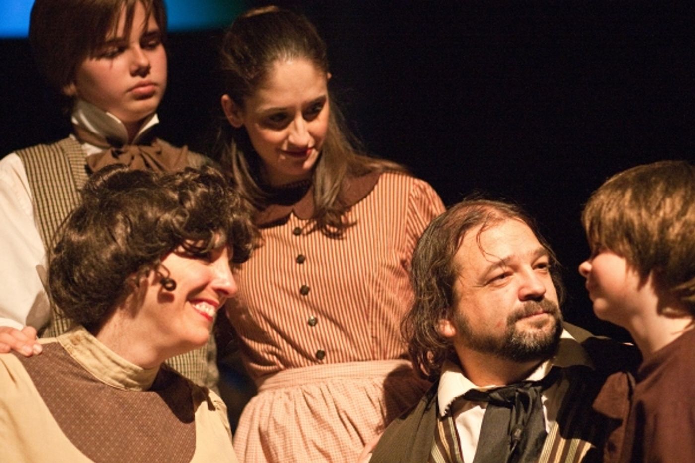 Photo Flash: Maryland Ensemble Theatre Opens A CHRISTMAS CAROL  Image