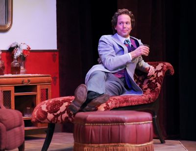 Brent Vimtrup as Algernon Moncrieff   Photo