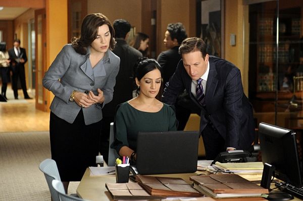 Archie Panjabi, Josh Charles, Julianna Margulies Photo