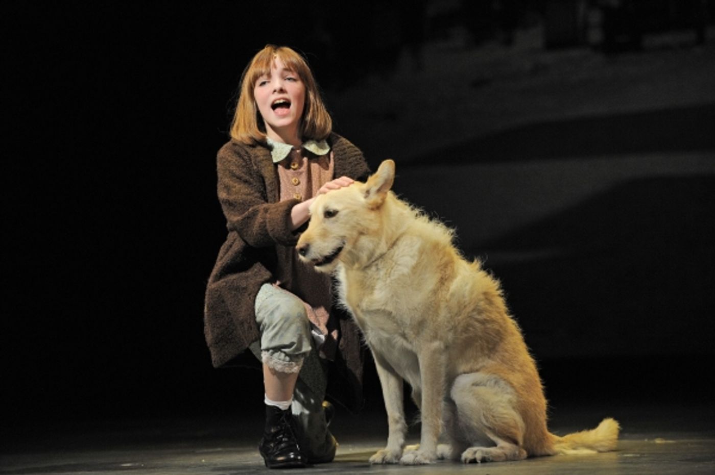 Photo Flash: Paramount Theatre Opens ANNIE Tonight  Image