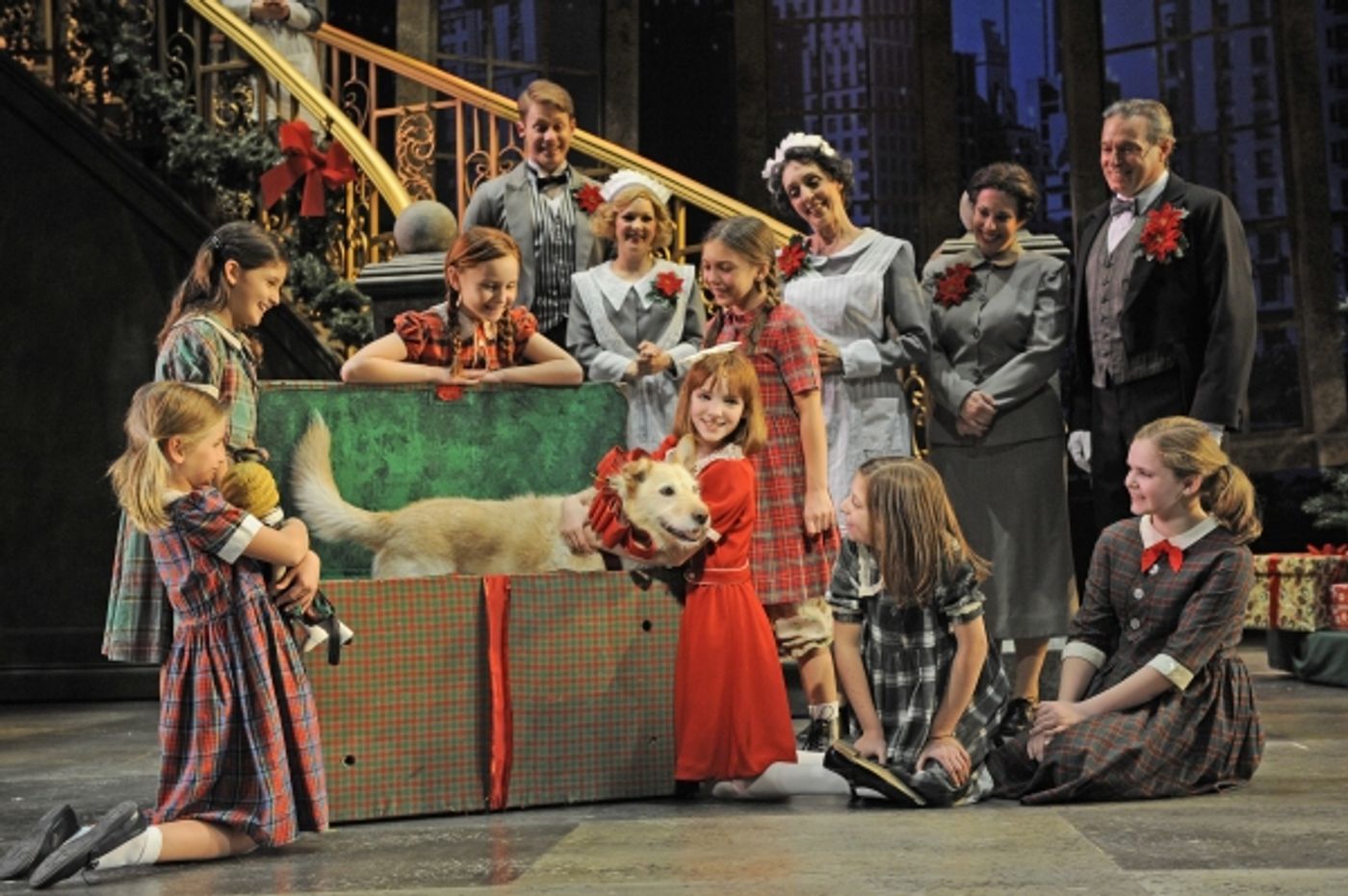 Photo Flash: Paramount Theatre Opens ANNIE Tonight  Image