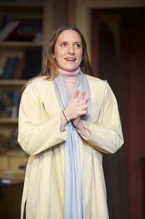 Laura Frye as Lisa Morrison Photo