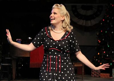 Patty Andrews sings a solo. Photo