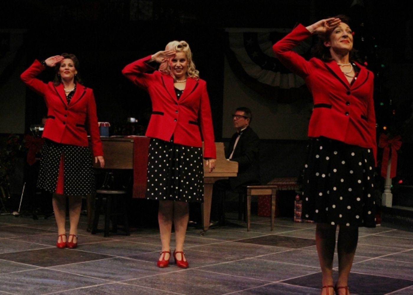 Photo Flash: First Look at History Theatre's CHRISTMAS OF SWING  Image