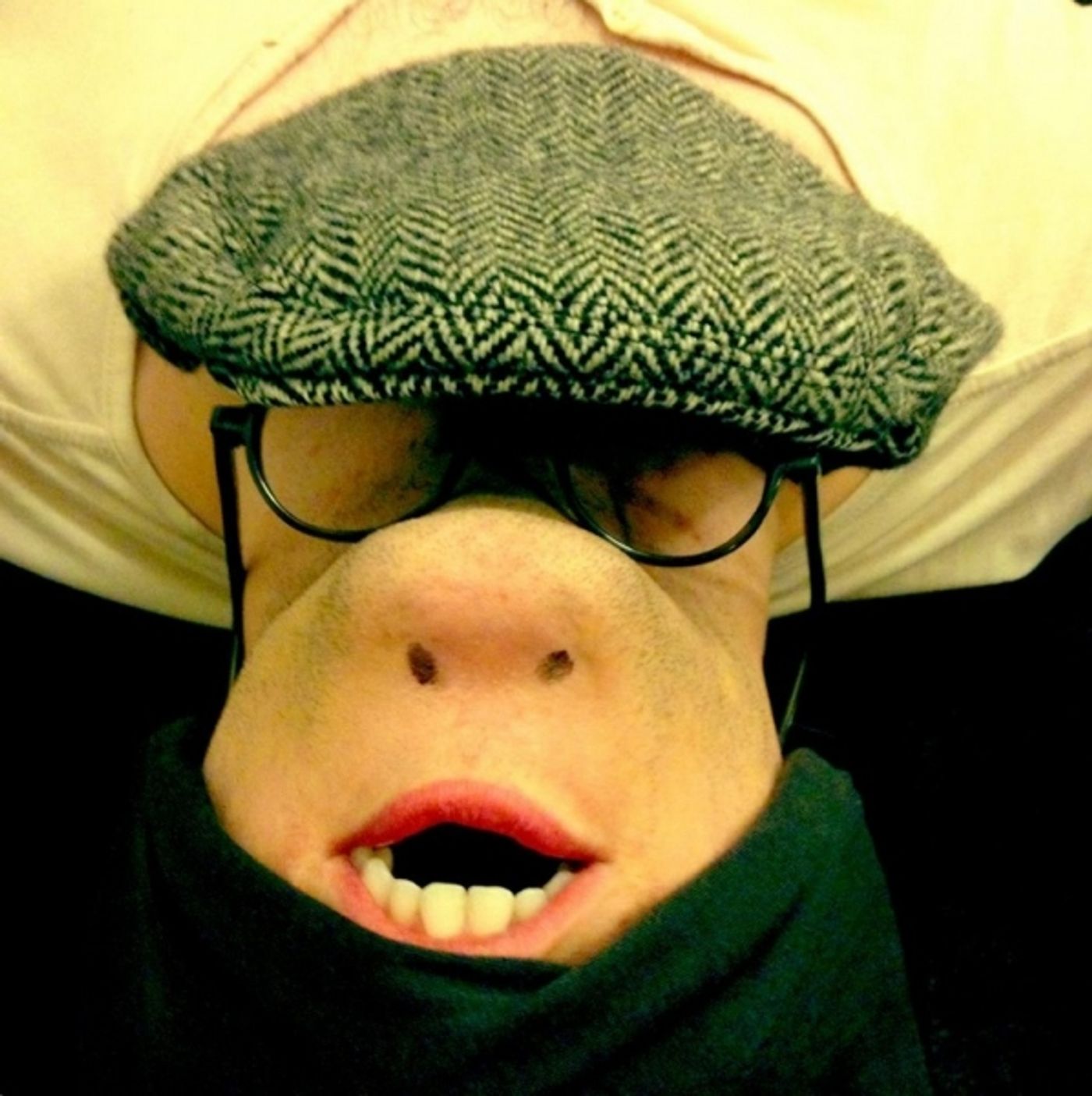 Photo Flash: Saturday Intermission Pics, Nov 24, Part 2 - EVITA's Max von Essen Bares All and More!  Image