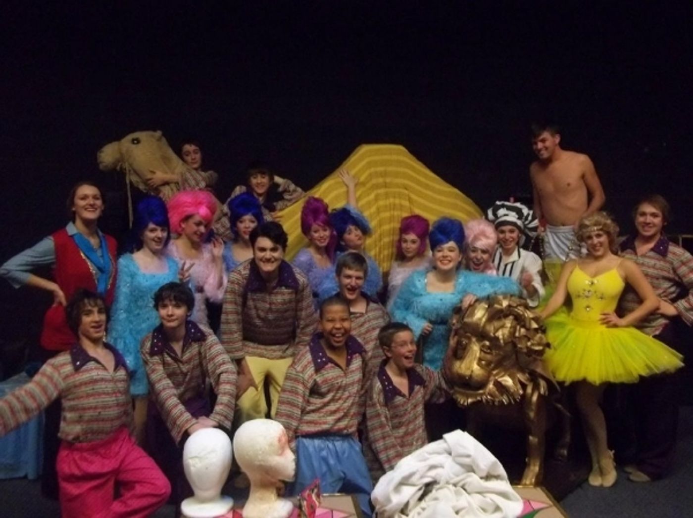 Photo Flash: Saturday Intermission Pics, Nov 24, Part 2 - EVITA's Max von Essen Bares All and More!  Image