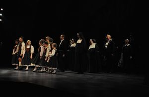 The von Trapp Children-Chelsea Morgan Stock, Sean McManus, Maya Fortgang, Hunter A. Kovacs, Amanda Harris, Gracie Beardsley and Greta Clark @ BroadwayWorld The von Trapp Children-Chelsea Morgan Stock, Sean McManus, Maya Fortgang, Hunter A. K Photo