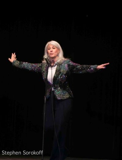 Jamie deRoy Photo