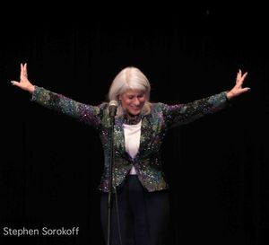 Jamie deRoy @ BroadwayWorld Jamie deRoy Photo