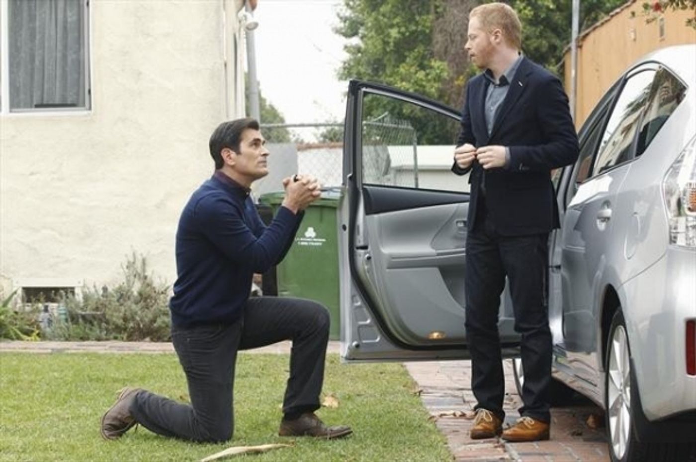 Photo Flash: First Look - MODERN FAMILY's 'Diamond in the Rough,' Airing 12/12  Image