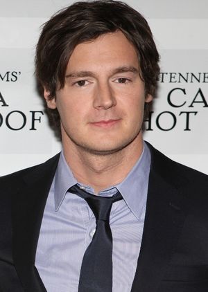 Benjamin Walker Photo