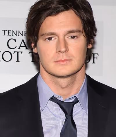 Benjamin Walker Photo