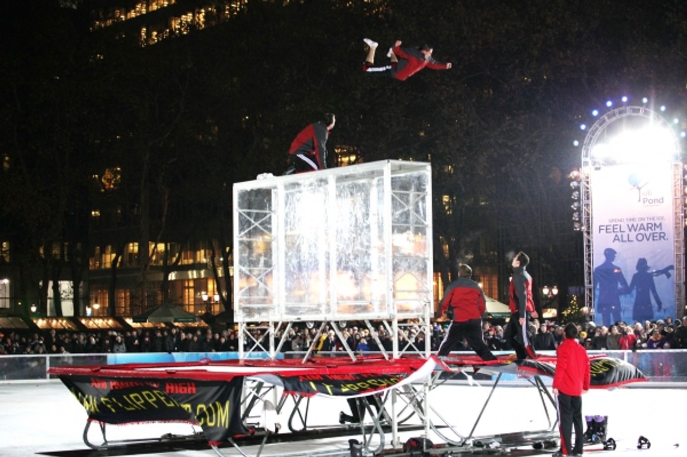 Photo Coverage: Bryant Park's Citi Pond Holiday Tree Lighting Ceremony  Image