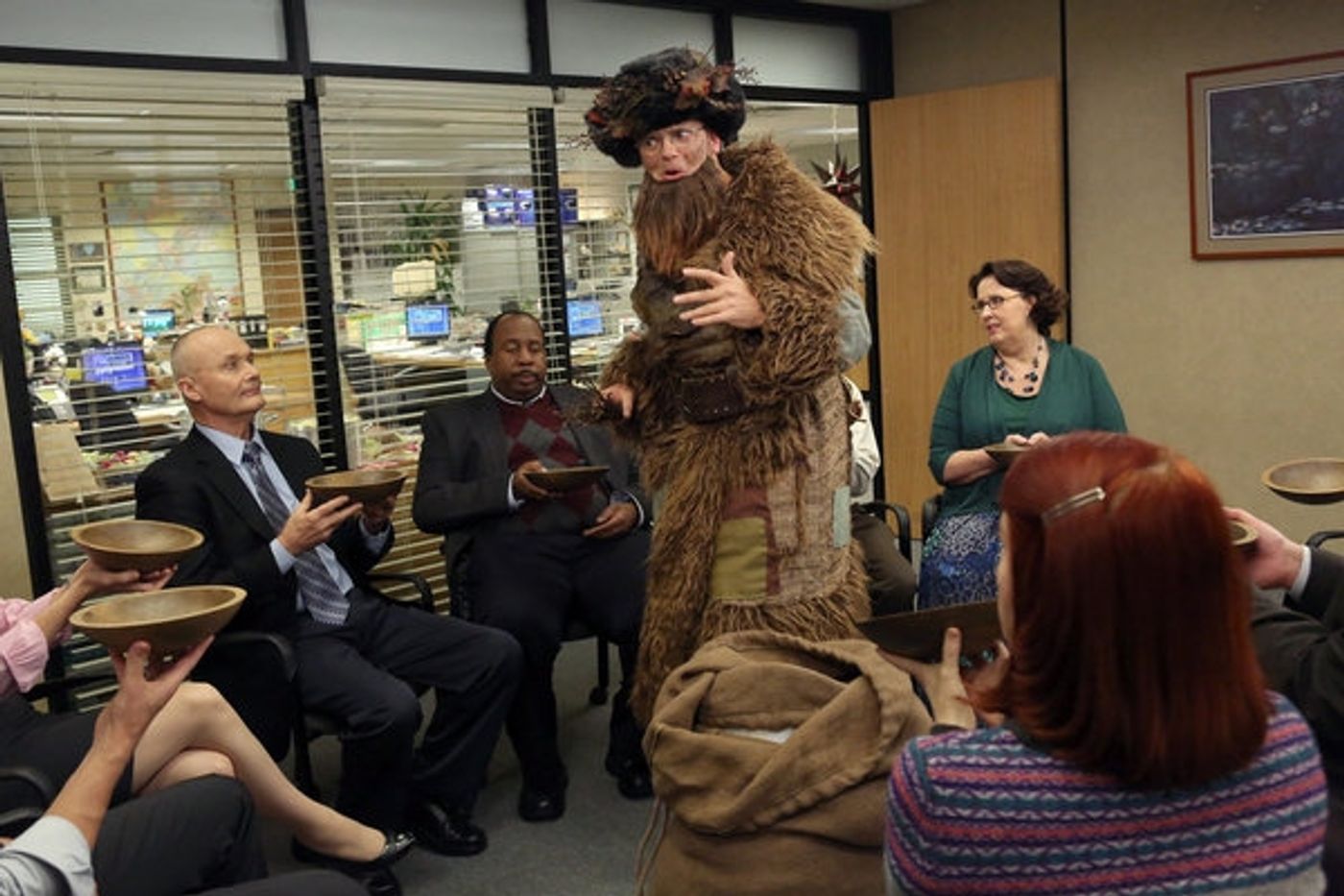 Photo Flash: First Look - THE OFFICE's Christmas Episode, Airing 12/6  Image