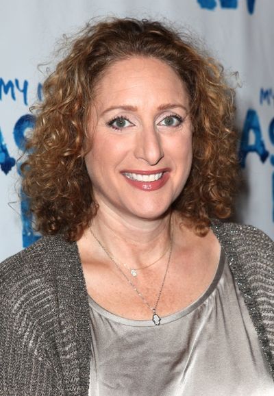  Julie Gold  Photo