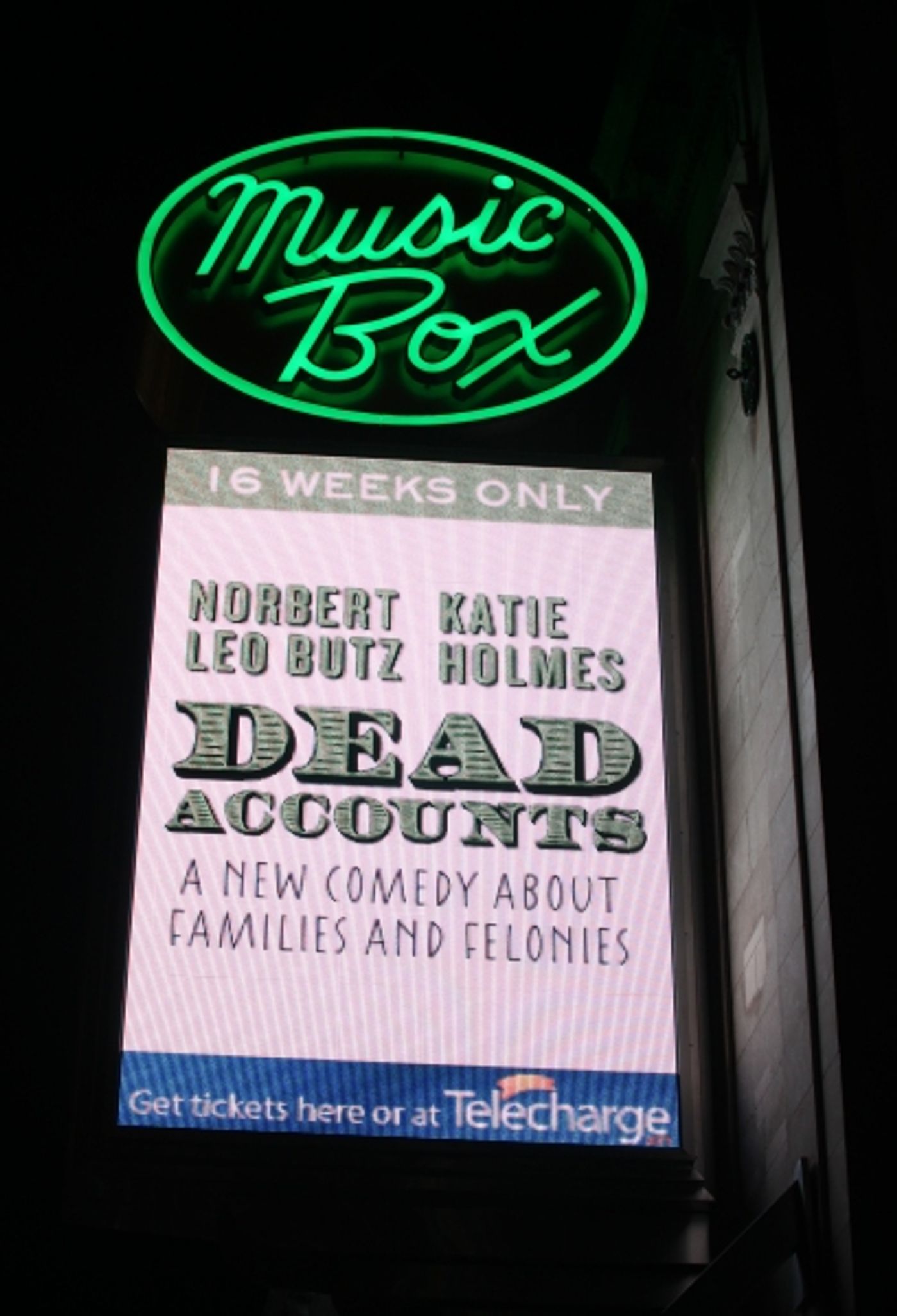 Photo Coverage: DEAD ACCOUNTS on Broadway - Opening Night Curtain Call Image