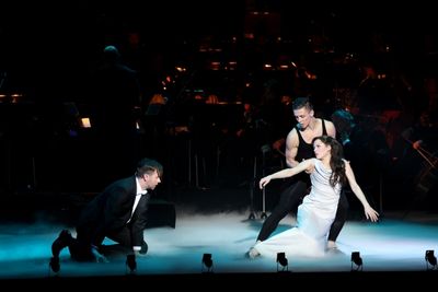 Christian Alexander MÃƒÂ¼ller (Phantom) Lisa Antoni (Christine) Photo