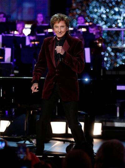 Barry Manilow Photo